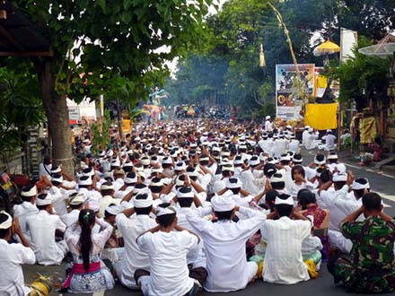 Tradisi Dan Kuliner Wajib Saat Perayaan Nyepi